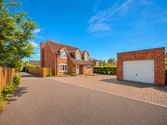 4 Bedroom Detached House To Rent In Hampden Road, Speen, Buckinghamshire, HP27