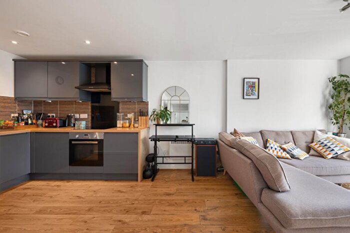 2 Bedroom Apartment For Sale In City View Apartments, Barton Hill, BS5