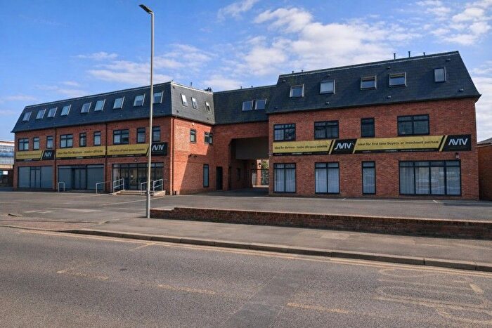 1 Bedroom Flat To Rent In Addlestone, Surrey, KT15