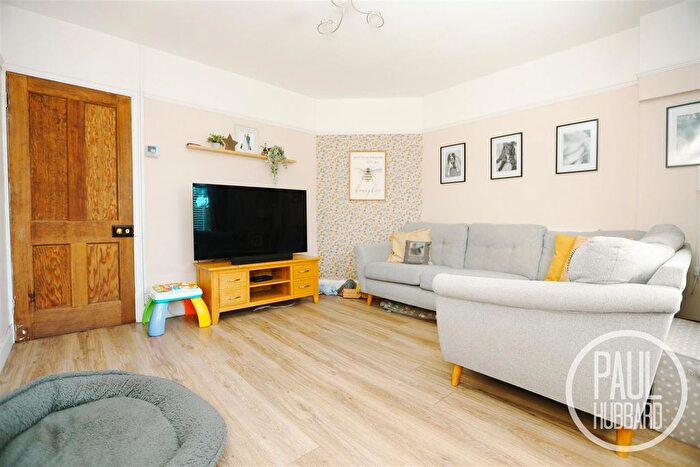 2 Bedroom Terraced House For Sale In Somerton Avenue, Lowestoft, NR32