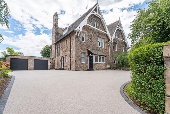 4 Bedroom Maisonette For Sale In Milton Road, Kirkcaldy, KY1