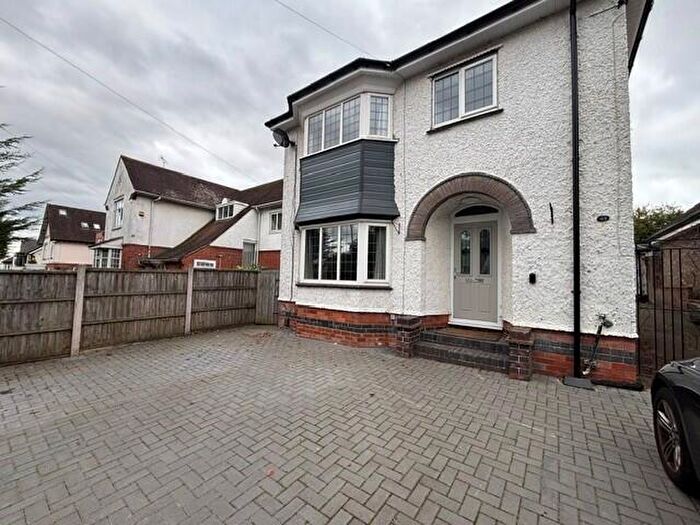 3 Bedroom Semi-Detached House To Rent In Warwick Avenue, Derby, DE23