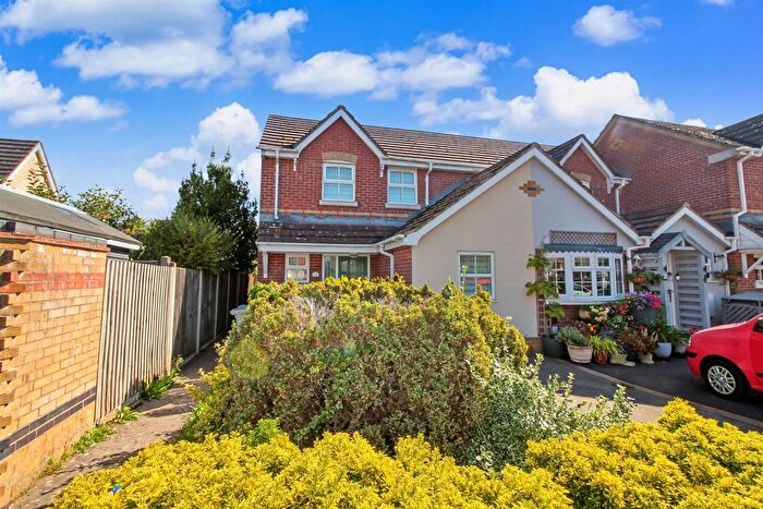 3 Bedroom End Of Terrace House To Rent In Old Warren, Thorpe Marriott, Norwich, NR8