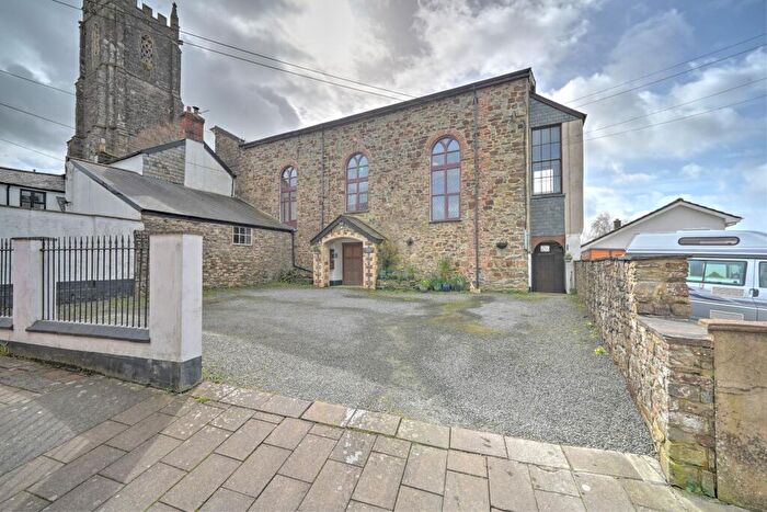 3 Bedroom Apartment For Sale In Langmead House, South Molton, EX36