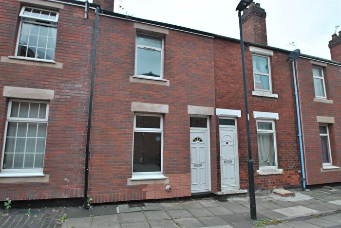2 Bedroom Terraced House For Sale In Crimpsall Road, Doncaster, DN4