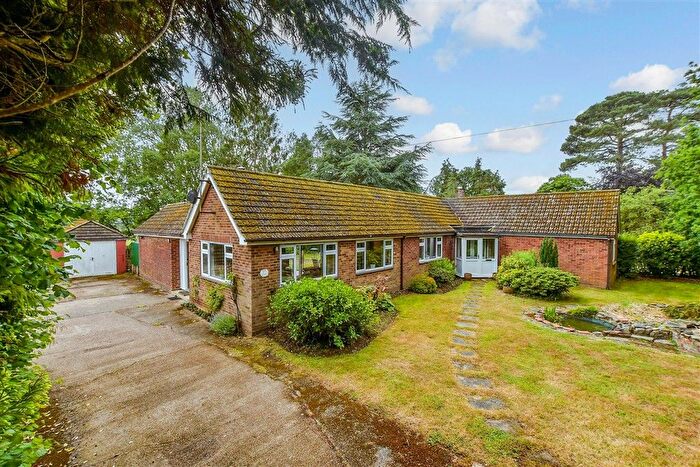 2 Bedroom Detached Bungalow For Sale In Tenterden Road, Appledore, Kent, TN26