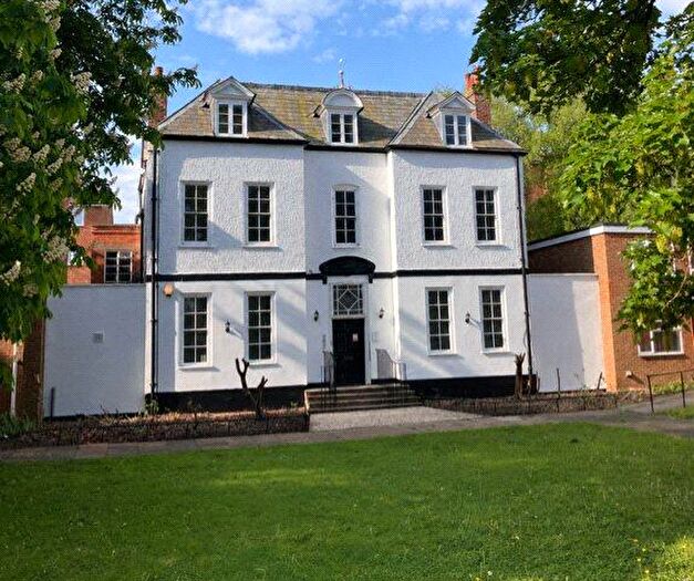 1 Bedroom Flat To Rent In St. Marys Square, Gloucester, Gloucestershire, GL1