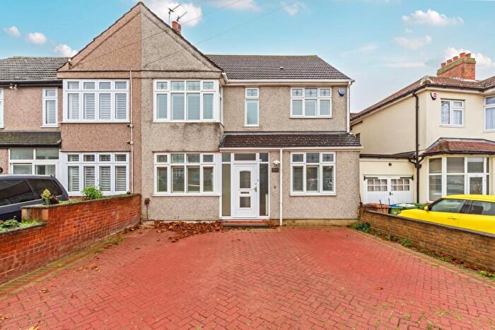 5 Bedroom Semi-Detached House To Rent In Days Lane, Sidcup, DA15