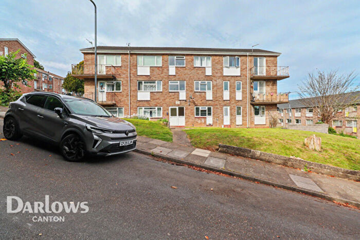 2 Bedroom Apartment For Sale In St Fagans Rise, Cardiff, CF5