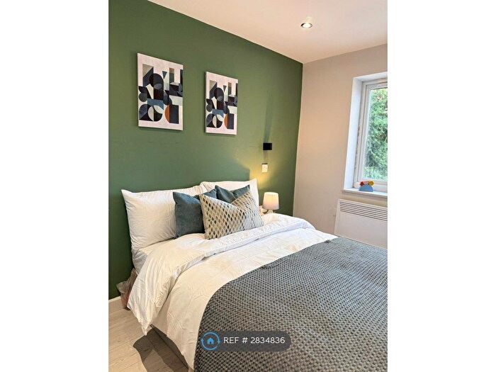 Studio To Rent In Keats Way, West Drayton, UB7
