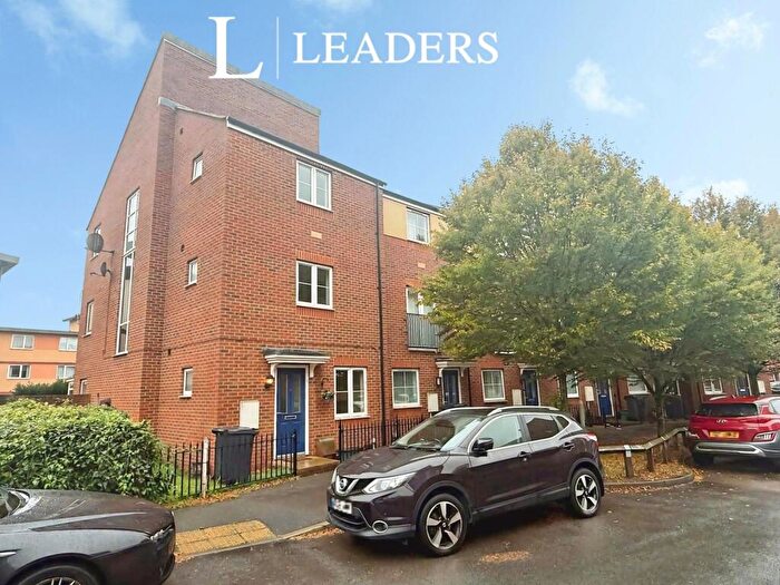 4 Bedroom Terraced House To Rent In Longhorn Avenue, Gloucester, Gloucestershire, GL1