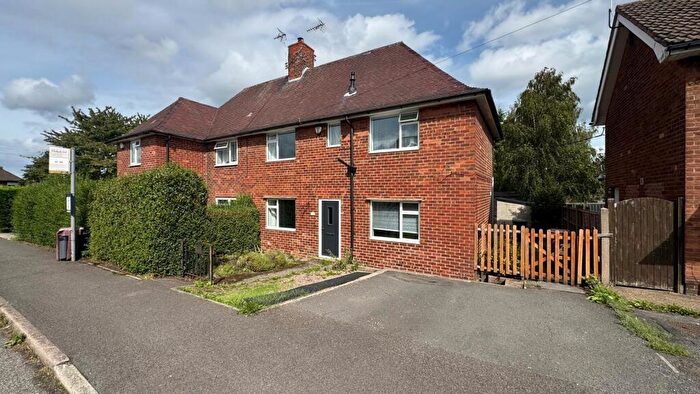 3 Bedroom Semi-Detached House For Sale In Birkinstyle Avenue, Stonebroom, DE55