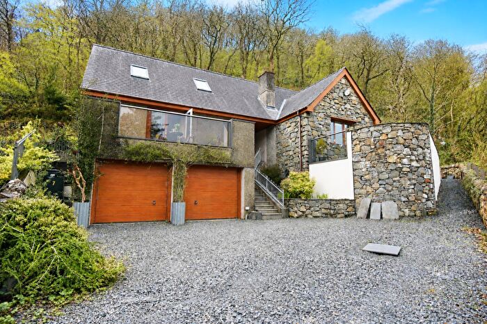 4 Bedroom Detached House For Sale In Coed Camlyn, Maentwrog, Blaenau Ffestiniog, LL41
