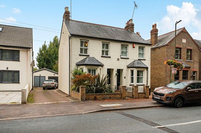 3 Bedroom Semi-Detached House For Sale In Horton Road, Datchet, SL3