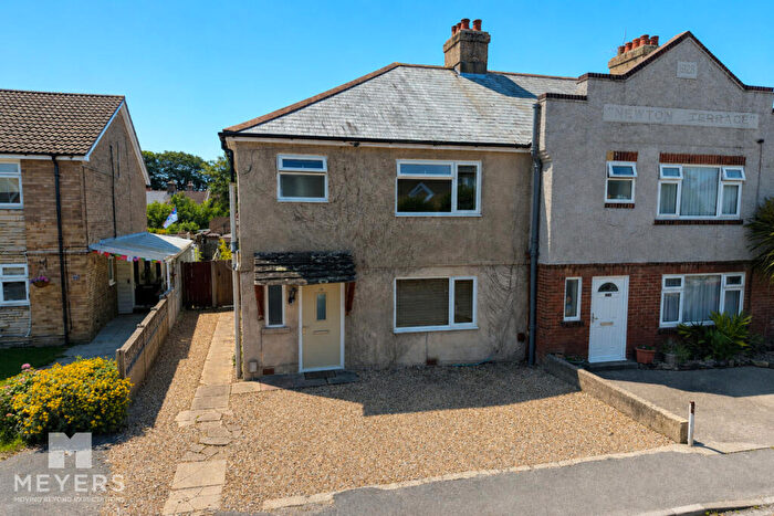 3 Bedroom Semi-Detached House For Sale In Boscombe Grove Road, Bournemouth, BH1