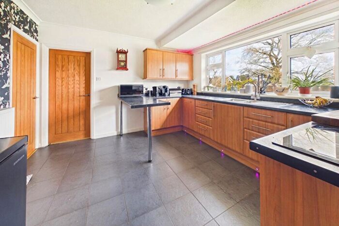 3 Bedroom Detached Bungalow For Sale In Oaklands, Framingham Earl, Norwich, NR14