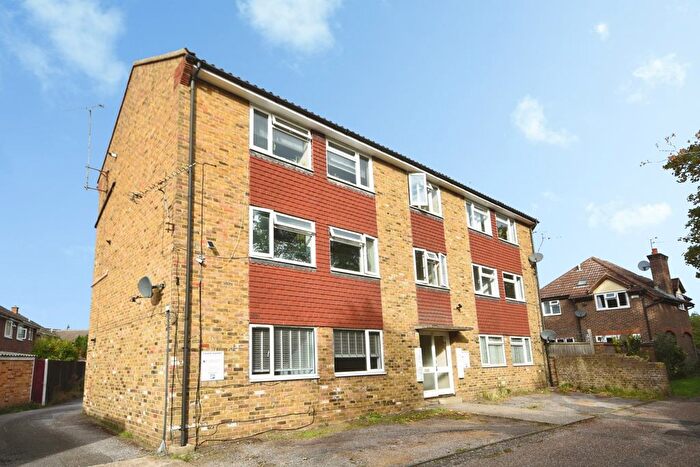 1 Bedroom Flat For Sale In Church Lane, Springfield, Chelmsford, Essex, CM1