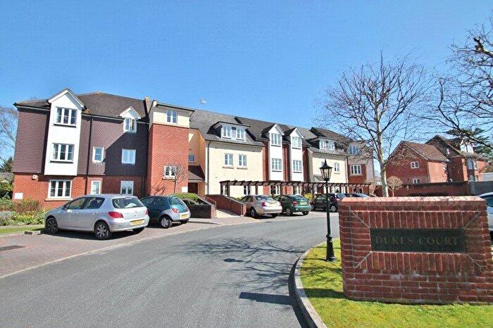 2 Bedroom Apartment For Sale In Jenner Close, Verwood, Dorset, BH31
