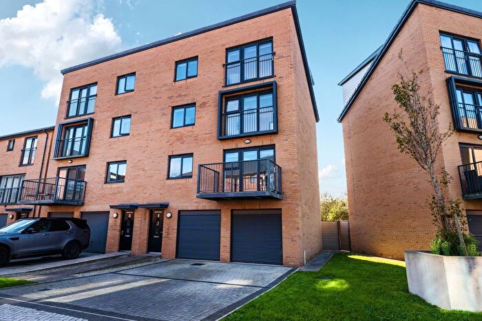 3 Bedroom Semi-Detached House For Sale In Taw Wharf, Sticklepath, Barnstaple, Devon, EX31