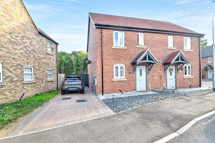 2 Bedroom Terraced House For Sale In Bridgeways, Alford, LN13