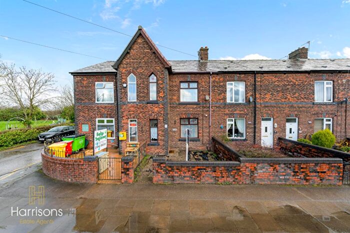 3 Bedroom Terraced House For Sale In Wigan Road, Westhoughton, Bolton, Lancashire, BL5