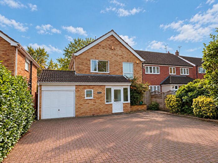 3 Bedroom Detached House For Sale In Dunchurch Road, Rugby, CV22