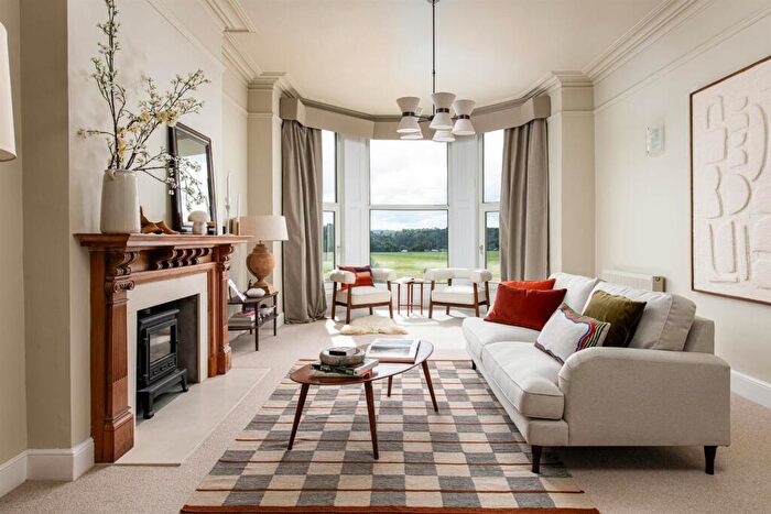 2 Bedroom Apartment For Sale In Ivywell Road, Sneyd Park, Bristol, BS9
