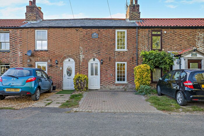 1 Bedroom Terraced House For Sale In Pleasant Row, Common Road, Wiggenhall St Mary The Virgin, Norfolk, PE34