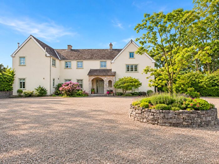 4 Bedroom House For Sale In Rhewl, Ruthin, LL15