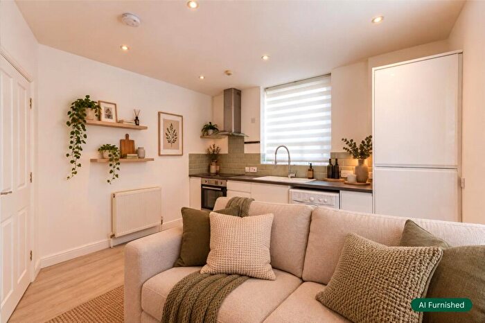 1 Bedroom Apartment For Sale In London Road, Newbury, RG14