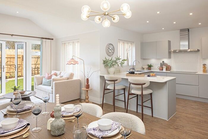 4 Bedroom Detached House For Sale In "Laurel With Family Room" At Cala Homes, Banbury Road, Chipping Norton, OX7