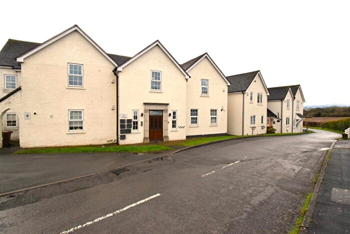 2 Bedroom Apartment For Sale In Longlands Lane, Findern, Derby, DE65