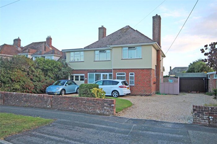 4 Bedroom Detached House For Sale In Purbeck Road, Barton On Sea, New Milton, Hampshire, BH25