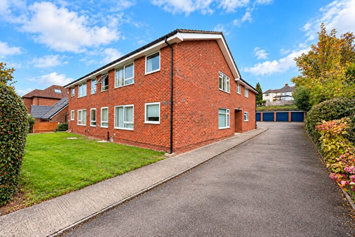 2 Bedroom Flat For Sale In Warren Road, Orpington, BR6