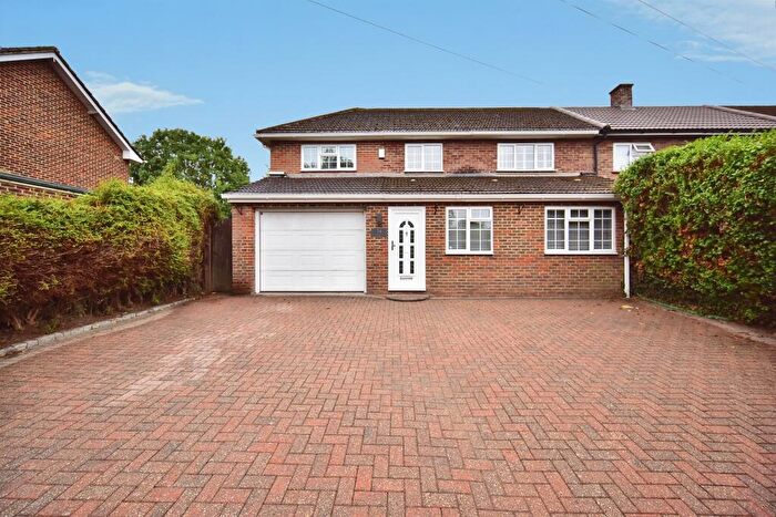 4 Bedroom Semi-Detached House For Sale In Northumberland Road, Maidstone, ME15