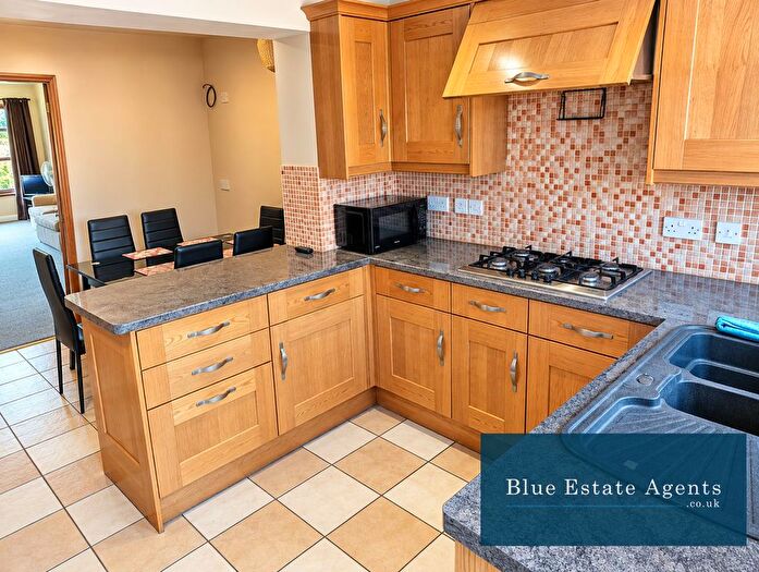 3 Bedroom Semi-Detached House To Rent In Stipularis Drive, Hayes, UB4
