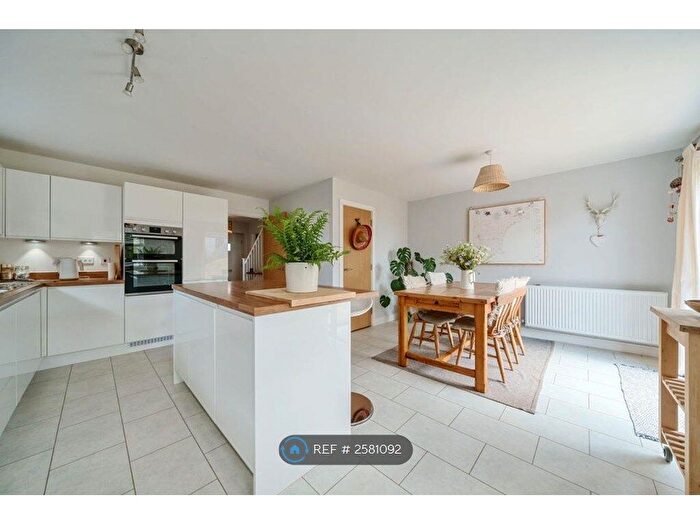 4 Bedroom Detached House To Rent In French Furze Road, Totnes, TQ9