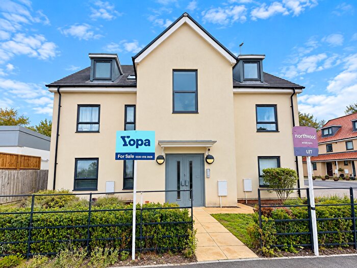 1 Bedroom Flat For Sale In Whitebridge Gardens, Bristol, BS35