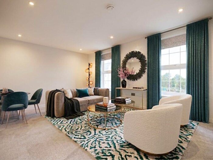 1 Bedroom Apartment For Sale In Mulberry House, Canon Woods Close, Sherborne, Dorset, DT9