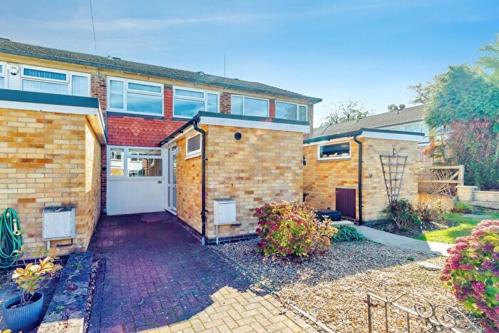 3 Bedroom Terraced House For Sale In Windmill Close, Caterham, Surrey, CR3