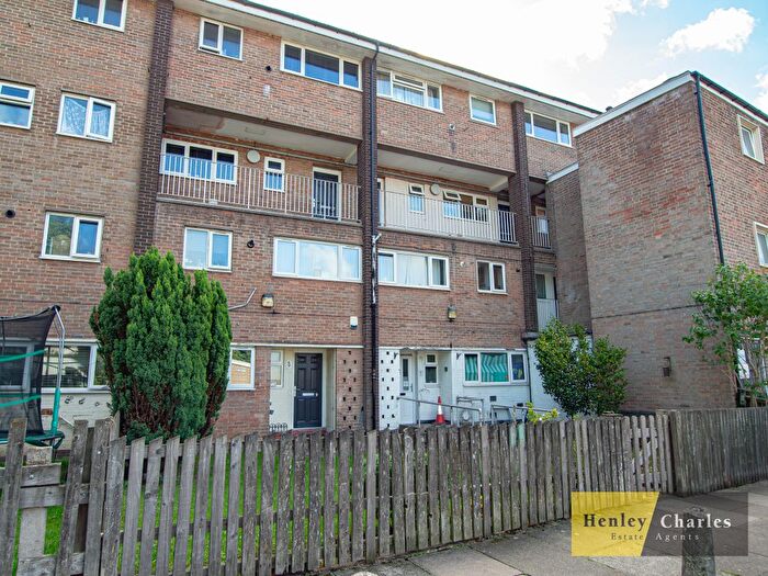 3 Bedroom Maisonette To Rent In Holden Close, Erdington, Birmingham, B23