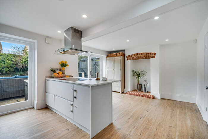 4 Bedroom Semi-Detached House For Sale In Mildmay Road, Old Moulsham, Chelmsford, CM2