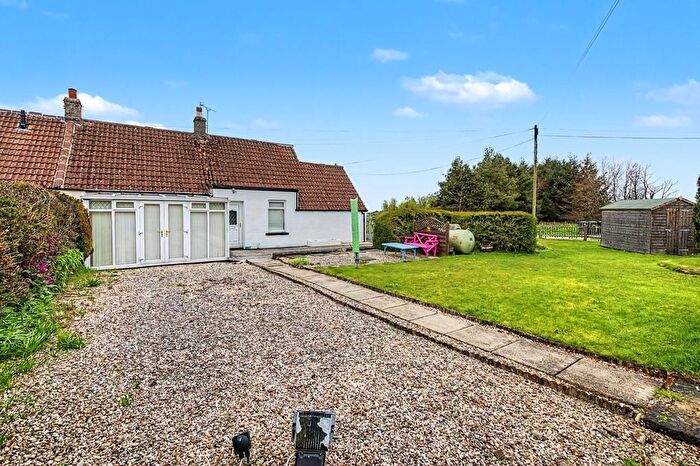 2 Bedroom Cottage For Sale In Brewsterwells, St. Andrews, KY16