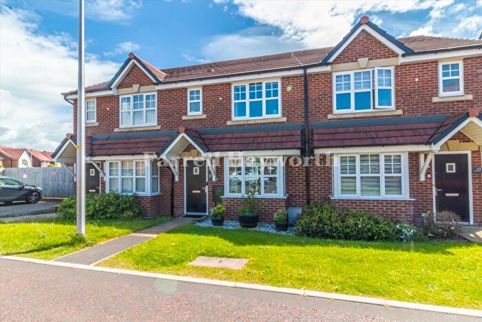 3 Bedroom House For Sale In Bletchley Close, Blackpool, FY4