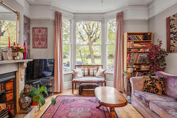 5 Bedroom Terraced House For Sale In Meynell Crescent, London, E9