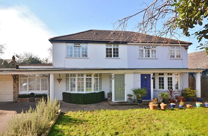 3 Bedroom Semi-Detached House For Sale In Winterdown Road, Esher, KT10