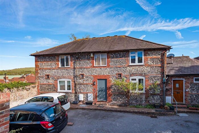 3 Bedroom Semi-Detached House For Sale In Market Lane, Lewes, BN7