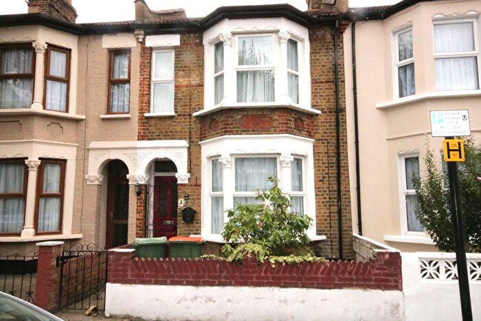 2 Bedroom Terraced House For Sale In East Ham, E6