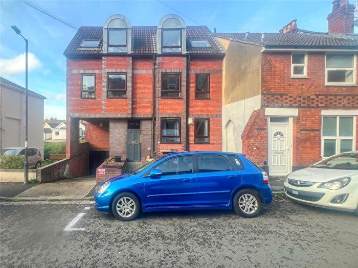 2 Bedroom Apartment For Sale In North Road, St. Andrews, Bristol, BS6