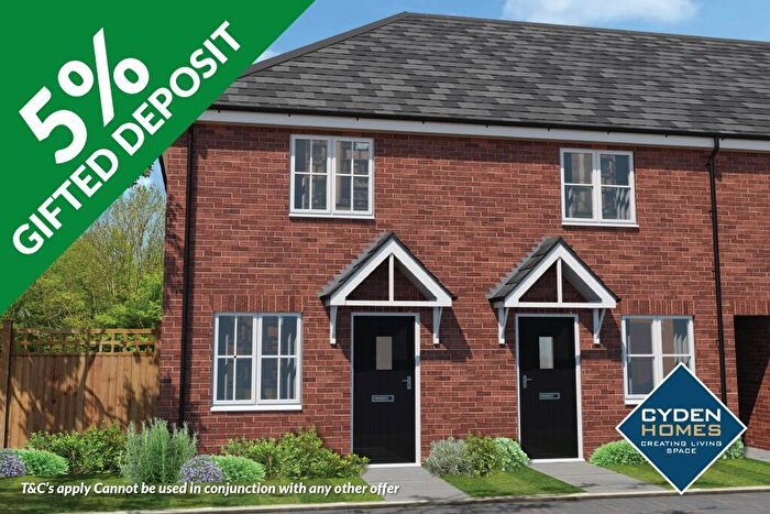 2 Bedroom End Of Terrace House For Sale In Clover Lane, Healing, Grimsby, DN41